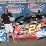 Harrison Bumps and Runs to Fourth Win of 2013 Summit Racing Equipment Modified Nationals at Peoria Speedway